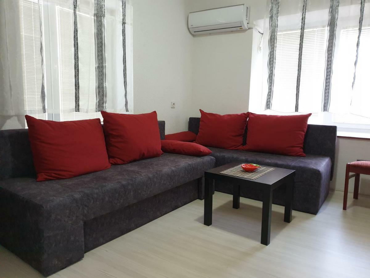 Alex Apartments ครูเชโว ภายนอก รูปภาพ